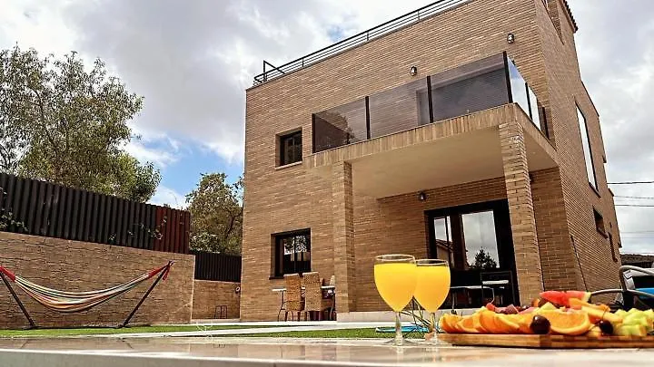 Villa Con Toque Lujoso Canyelles